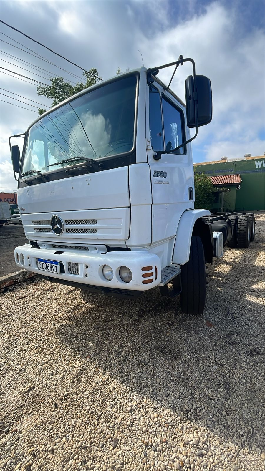 Caminhão MERCEDES-BENZ 2726 2010